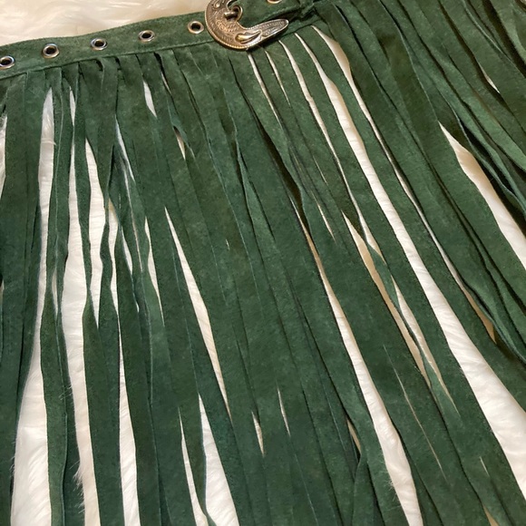 Handmade suede fringe belt - Picture 2 of 2